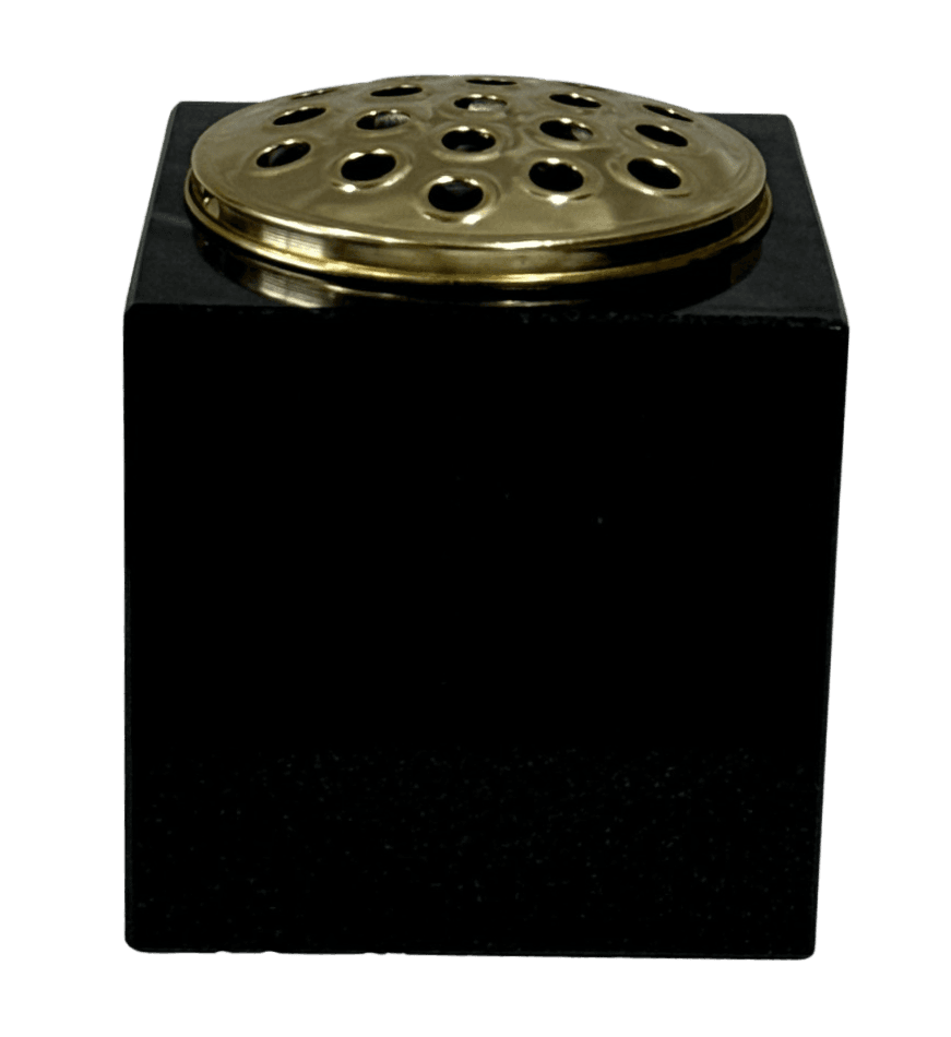 memorial vase – black granite